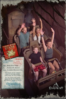 2025-10-26---Disneys-Animal-Kingdom-Park---Expedition-everest-legend-of-the-forbidden-mountain_2.jpeg