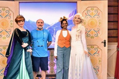 2025-10-28---Epcot---Frozen_3.jpeg