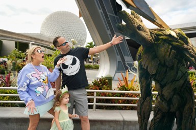 2025-10-30---Epcot---Epcot_2.jpeg
