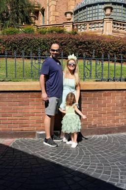2025-10-30---Magic-Kingdom-Park---Haunted-mansion_3.jpeg
