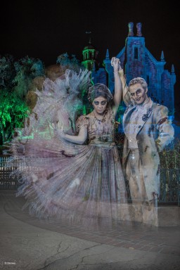 2025-10-30---Magic-Kingdom-Park---Haunted-mansion_6.jpeg