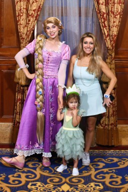 2025-10-30---Magic-Kingdom-Park---Princess-fairytale-hall_27.jpeg