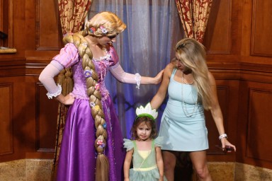 2025-10-30---Magic-Kingdom-Park---Princess-fairytale-hall_32.jpeg