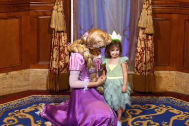 2025-10-30---Magic-Kingdom-Park---Princess-fairytale-hall_34.jpeg