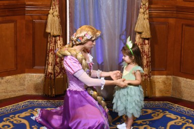 2025-10-30---Magic-Kingdom-Park---Princess-fairytale-hall_44.jpeg