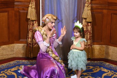 2025-10-30---Magic-Kingdom-Park---Princess-fairytale-hall_46.jpeg
