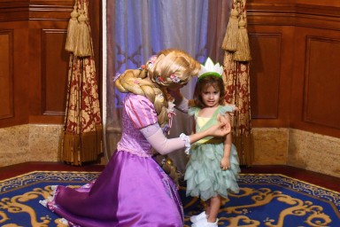 2025-10-30---Magic-Kingdom-Park---Princess-fairytale-hall_49.jpeg