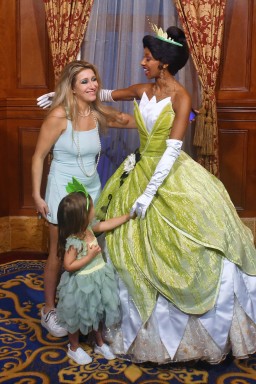 2025-10-30---Magic-Kingdom-Park---Princess-fairytale-hall_5.jpeg