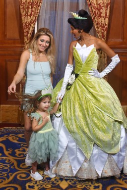 2025-10-30---Magic-Kingdom-Park---Princess-fairytale-hall_7.jpeg