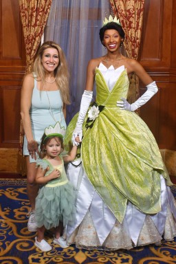 2025-10-30---Magic-Kingdom-Park---Princess-fairytale-hall_8.jpeg