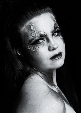 Callie_B-W.jpg