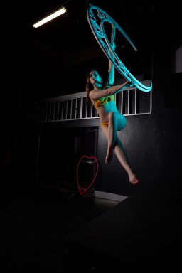 Tori QCG Photoshoot
